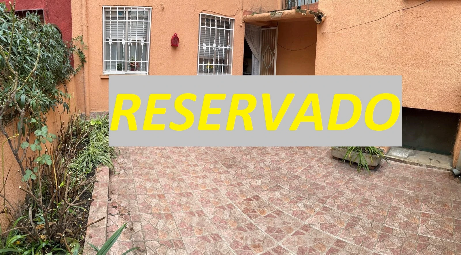 Piso en venta en Paseo de los Olivos