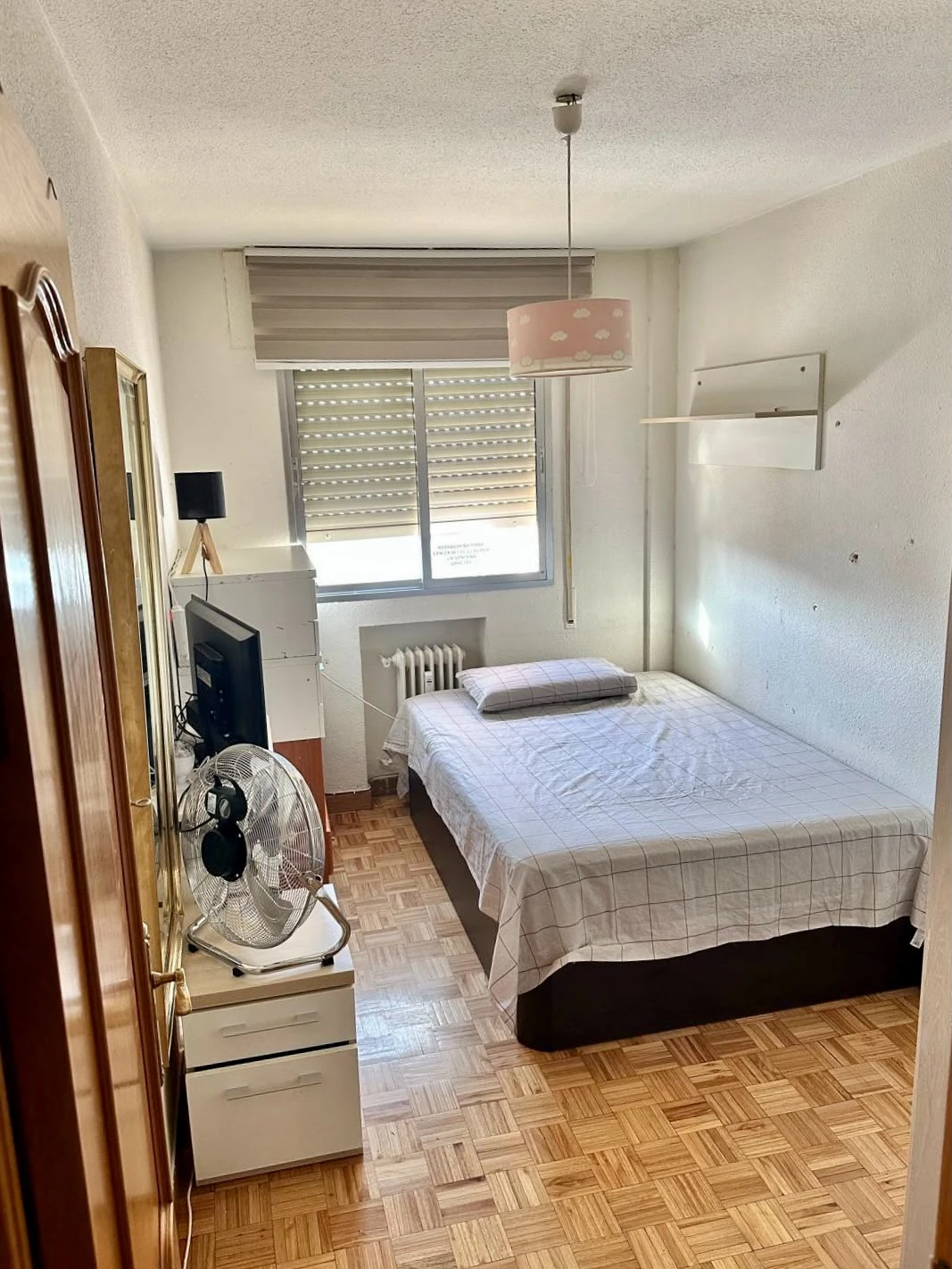 Piso en venta en Calle de Italia