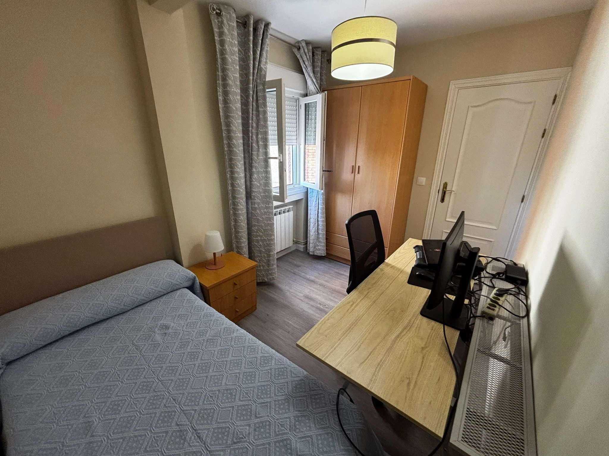 PISO COMPLETAMENTE REFORMADO CON EXCELENTES CALIDADES – EN FUENLABRADA