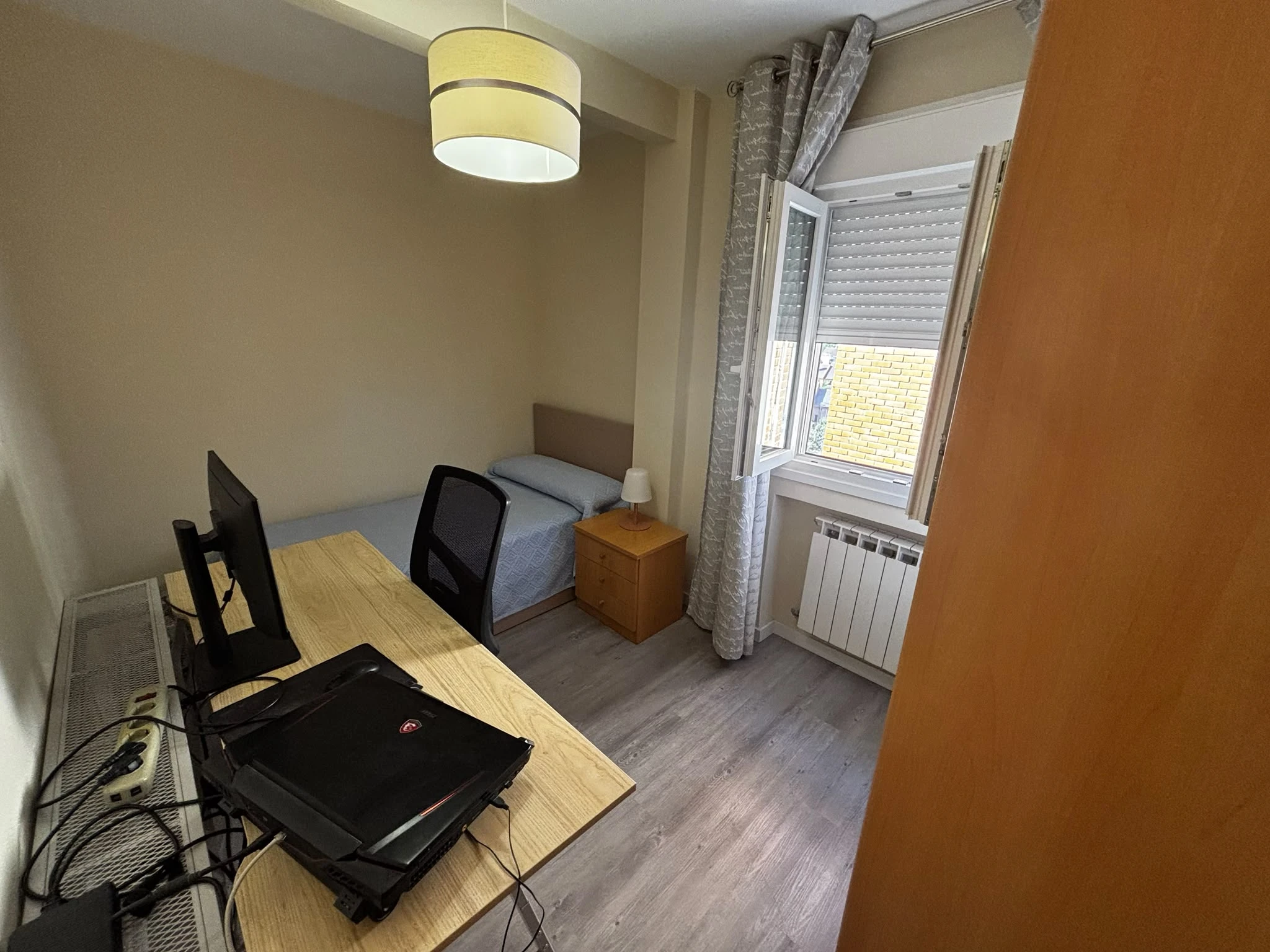 PISO COMPLETAMENTE REFORMADO CON EXCELENTES CALIDADES – EN FUENLABRADA